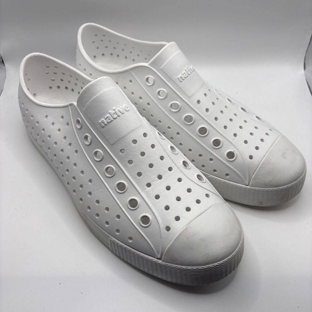 Native Jefferson Slip On Sneaker Shoes White Unisex Size Women 11 Men 9